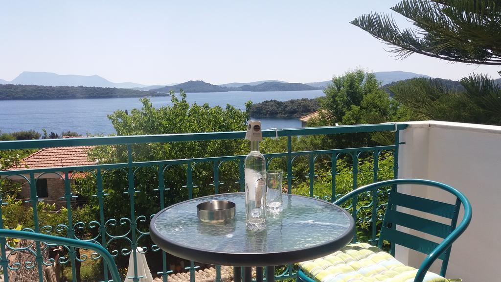 Bella Vista Aparthotel Нидри Екстериор снимка